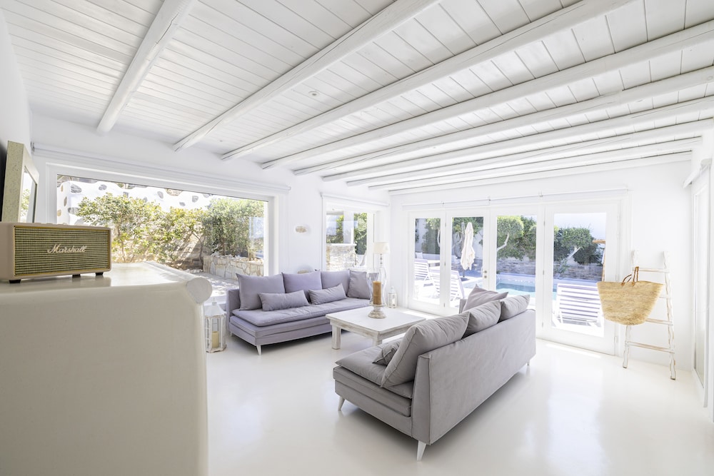 Paros Palace 45/76