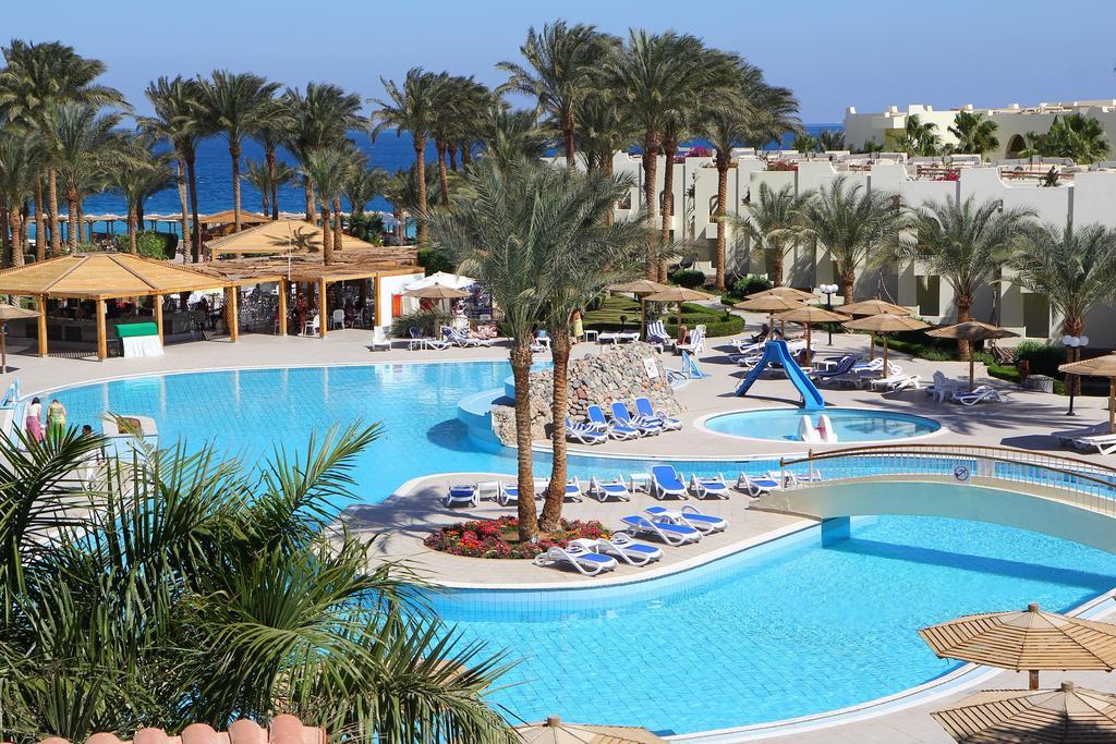 Palm Beach Resort 32/38