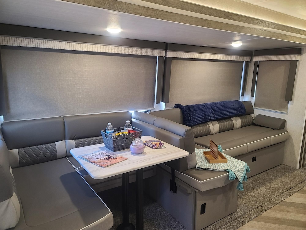 Grand Canyon RV Glamping 46/81
