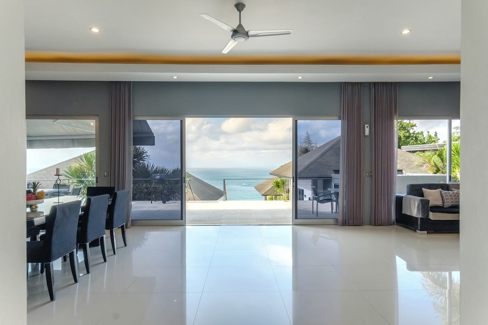 Suluban Cliff Bali Villa 12/50