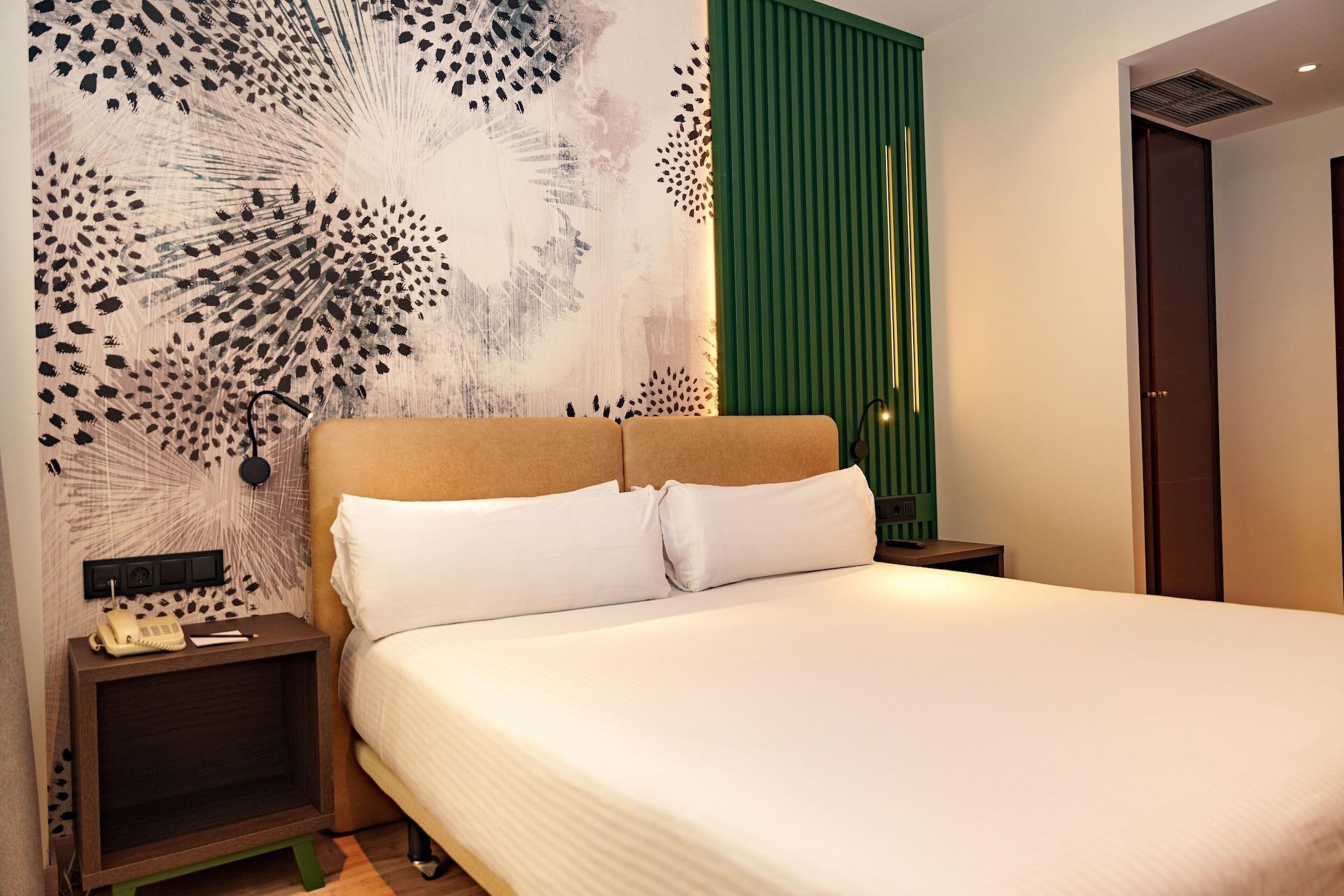 غرفة عائلية، Sercotel Princesa de Eboli 2/2
