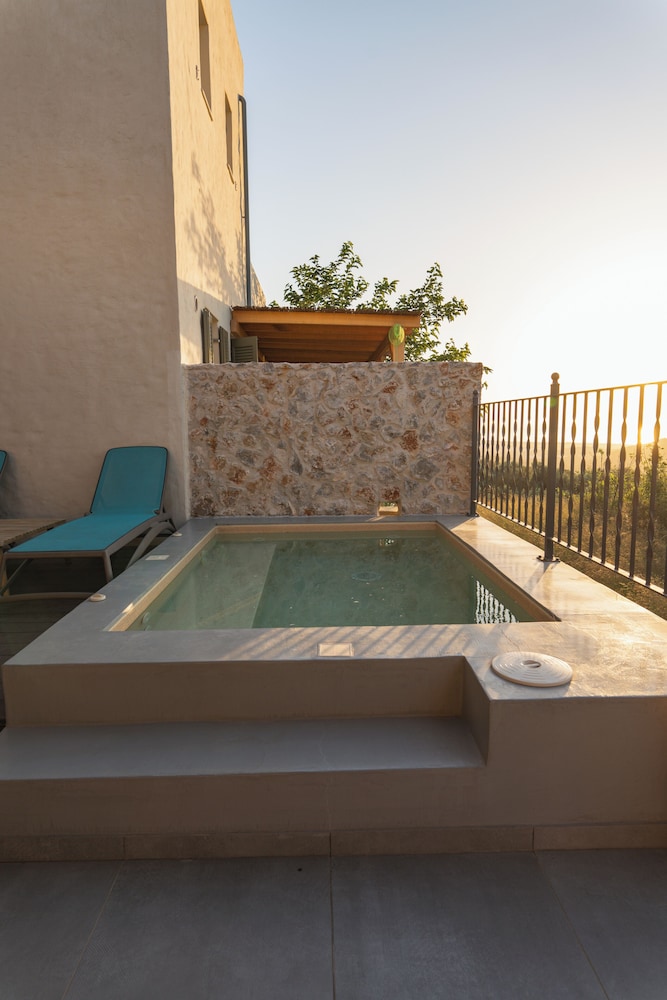 Villa Rosa 26/50