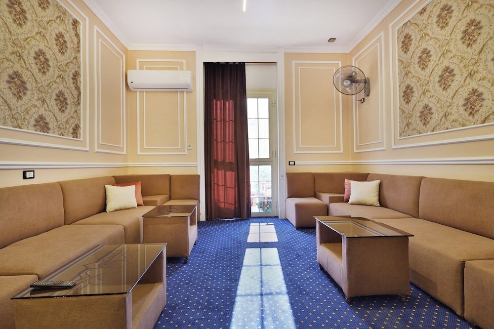 Cairo Paradise Hotel 26/50