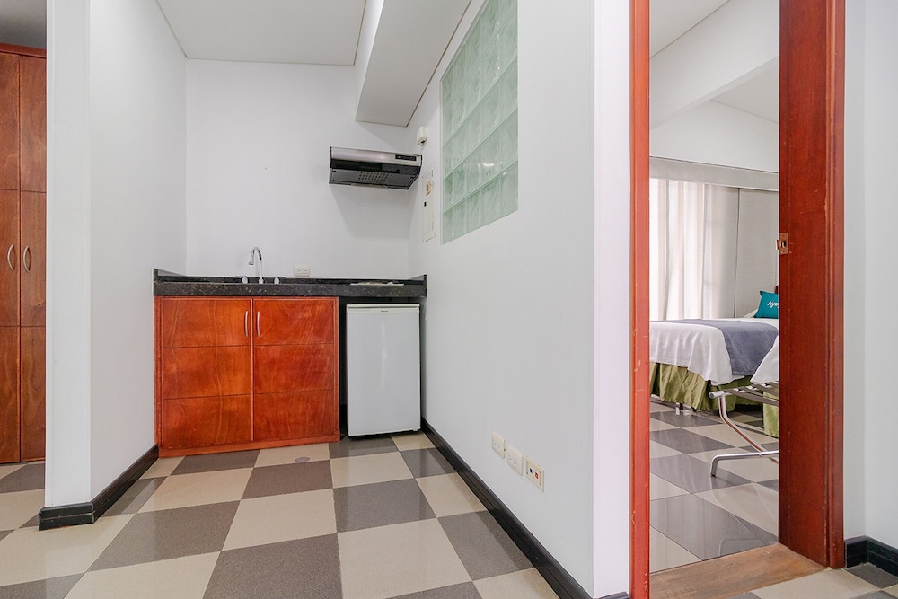 Ayenda 1043 Apartahotel Kafir 7/59