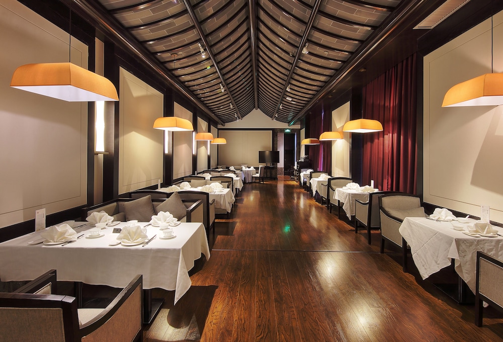 Amitabha Hotel 34/47
