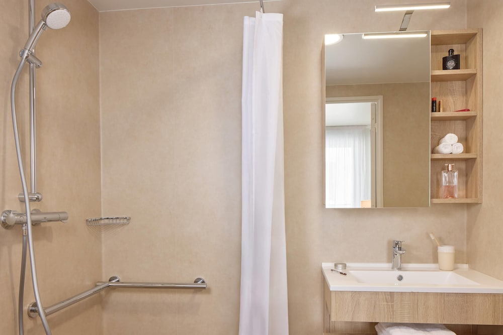 Quality Aparthotel Cherbourg 47/50