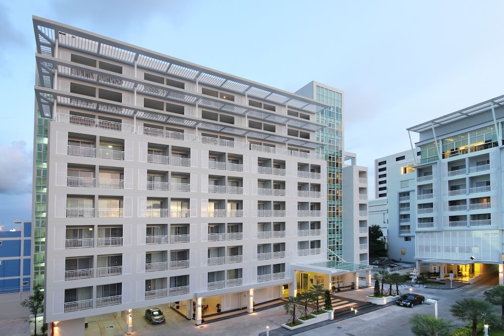 Kameo Grand Rayong Hotel Serviced Apartments 3/33