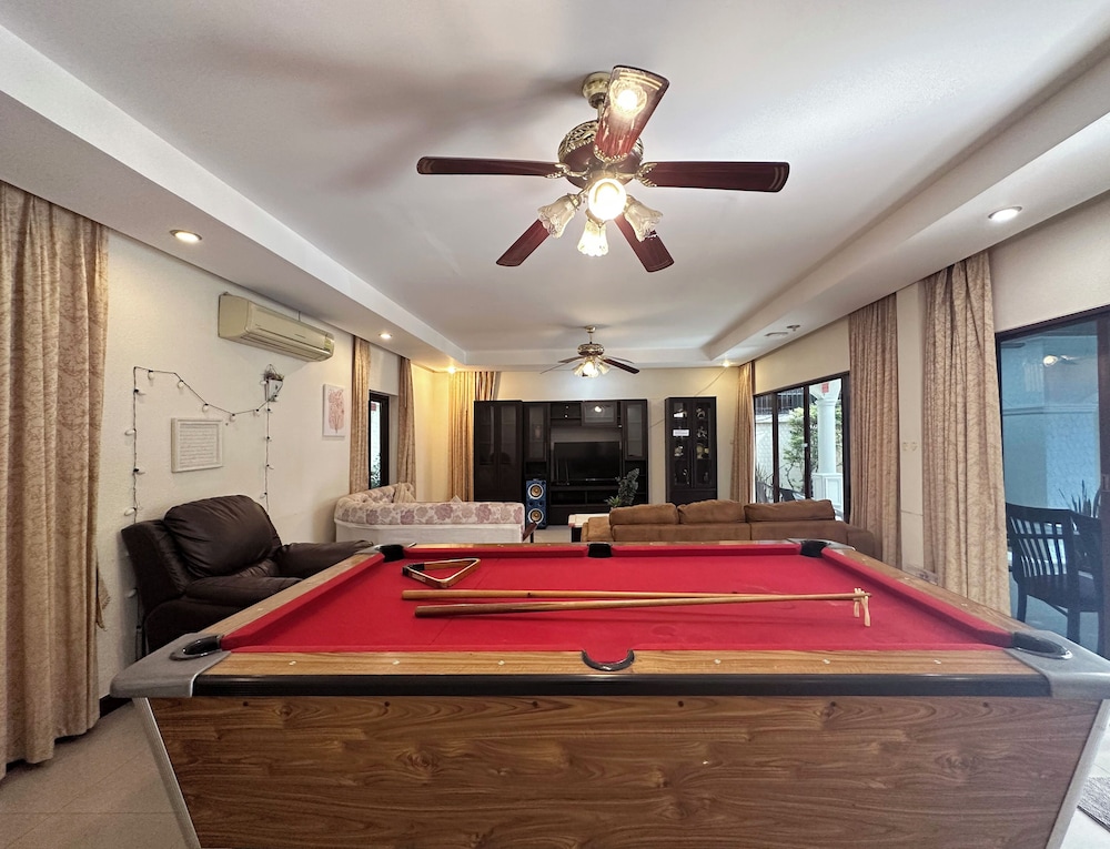 Capital O 631 Blooming Hill Boutique Suites 13/50