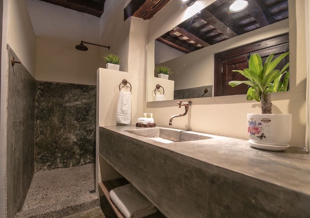 Casa Bugo 8/48