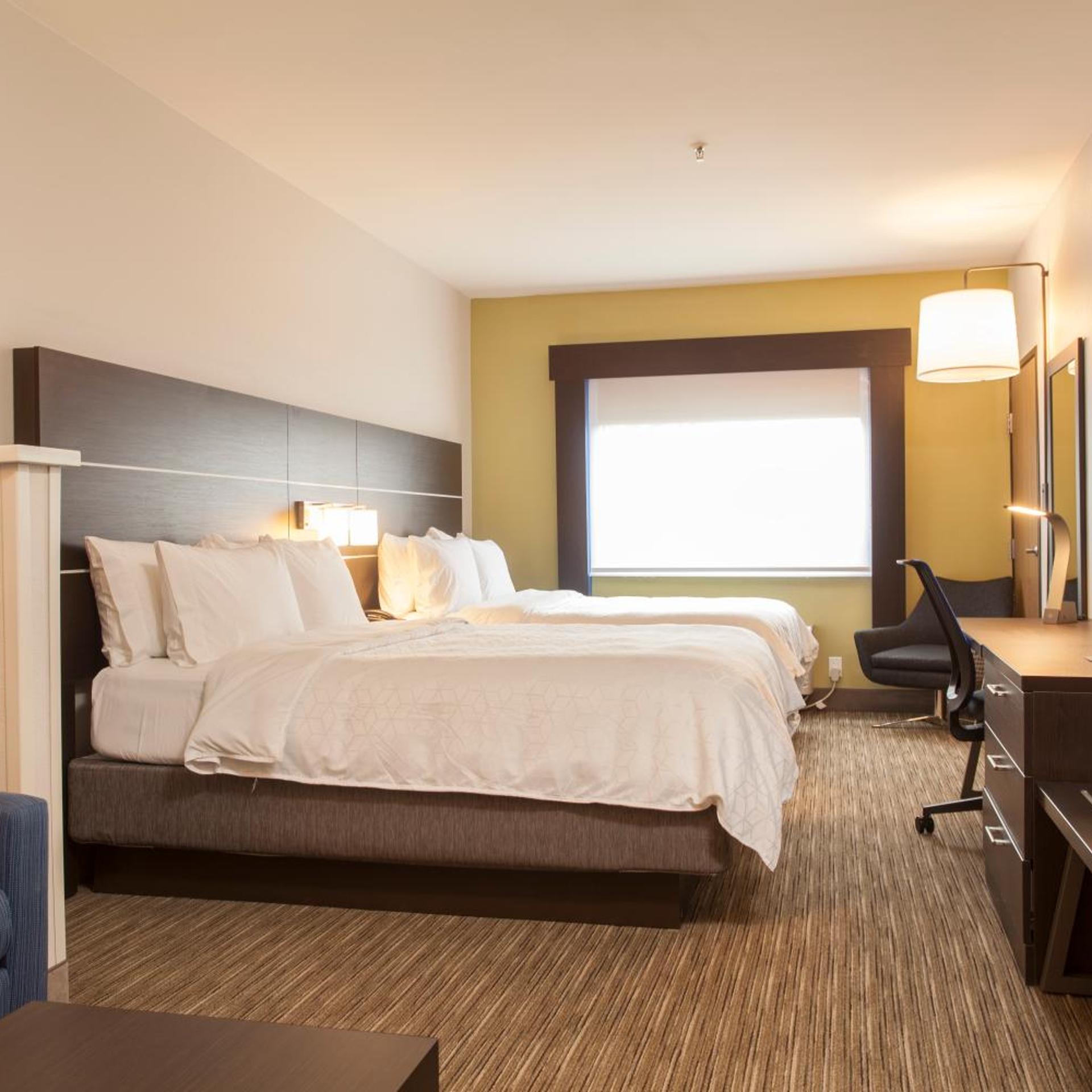 suite, 2 queen beds