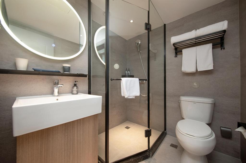 Home Inn Neo (Yangzhou Dongguan Street, He Garden) 35/40