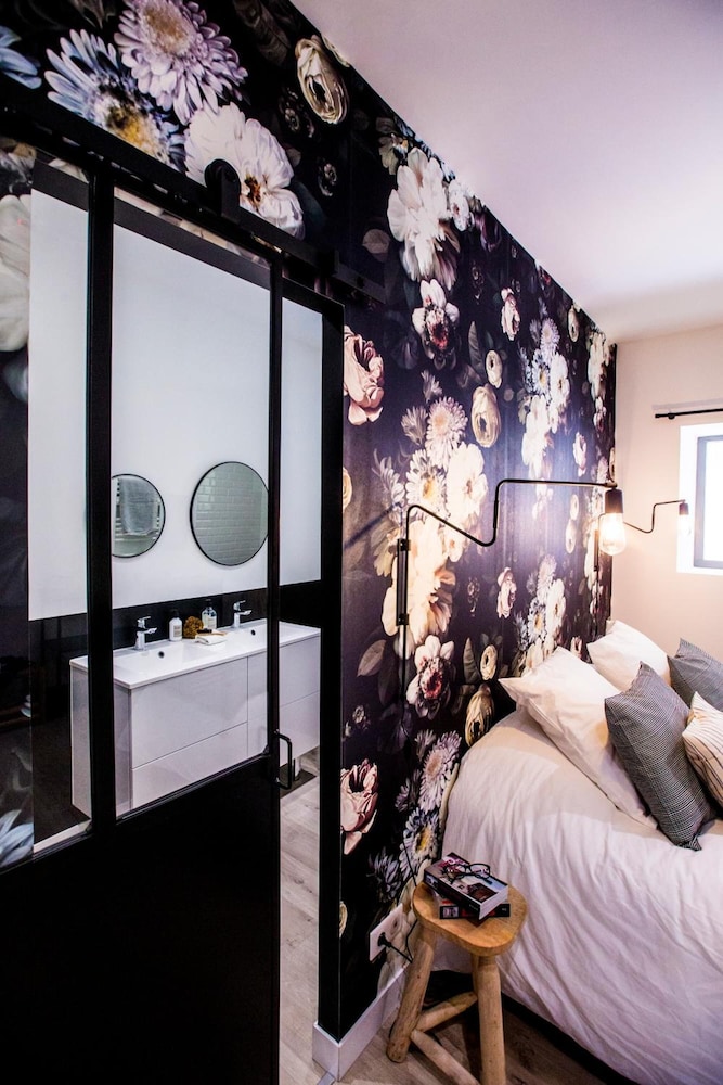 Antichambre 9/40