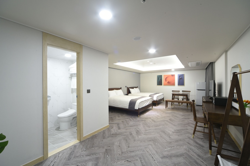 Haeundae Central Hotel 18/32