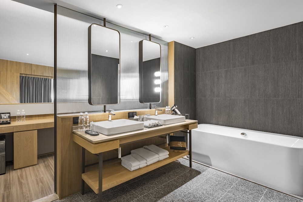 TAI Urban Resort 43/48