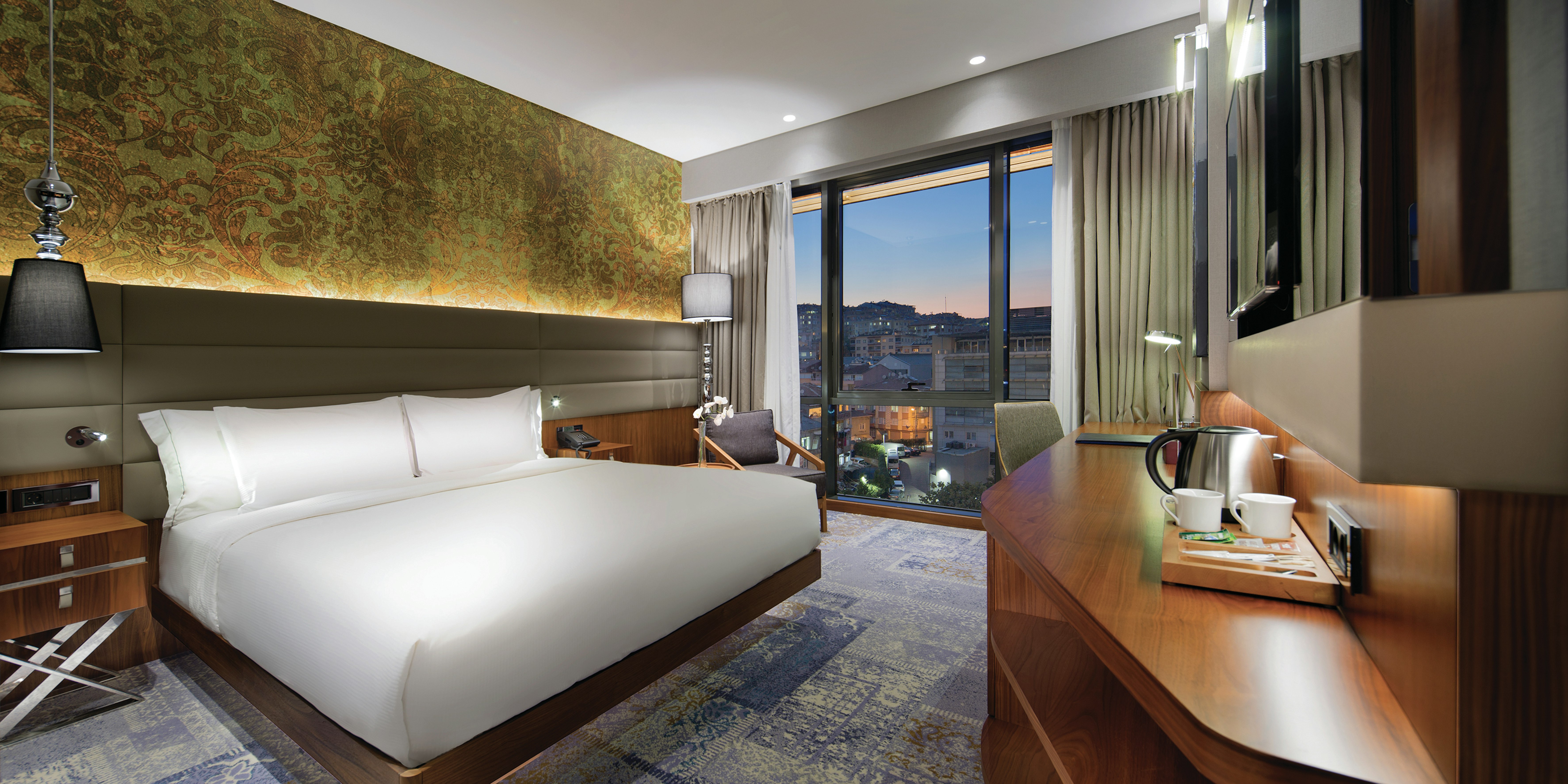 Doubletree By Hilton Istanbul Piyalepasa 15/82
