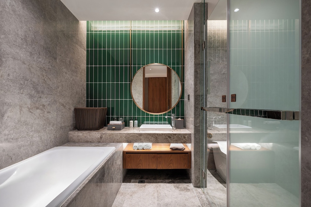 Novotel Shanghai Baoshan Jiusi 41/46