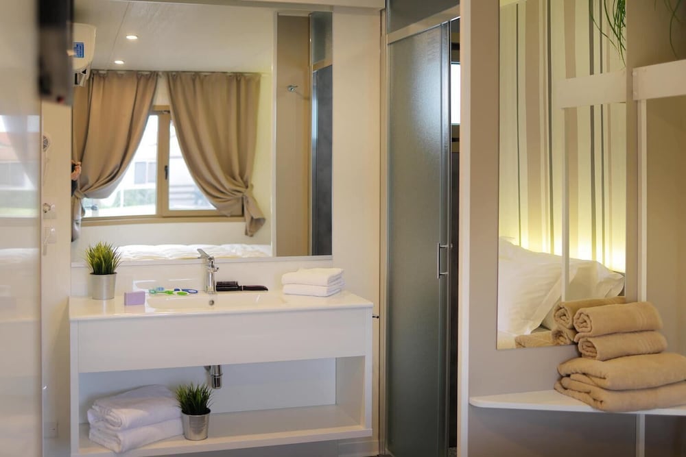 Hu Firenze Certosa Camping In Town 8/50