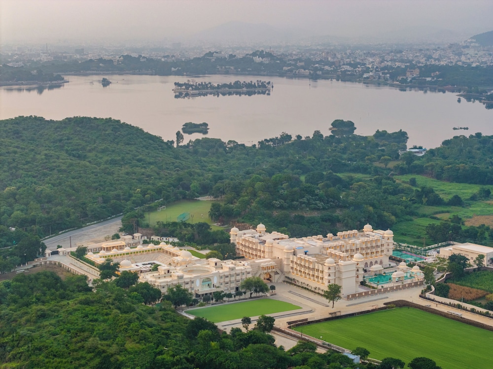Wyndham Grand Udaipur Fateh Sagar Lake 61/66