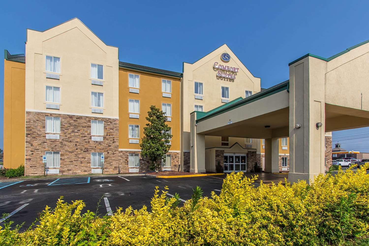 Comfort Suites Richmond, KY 43/43