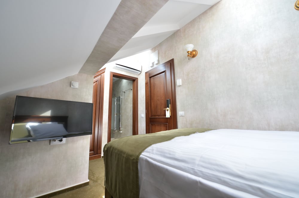 Noblesse Boutique Hotel 14/57