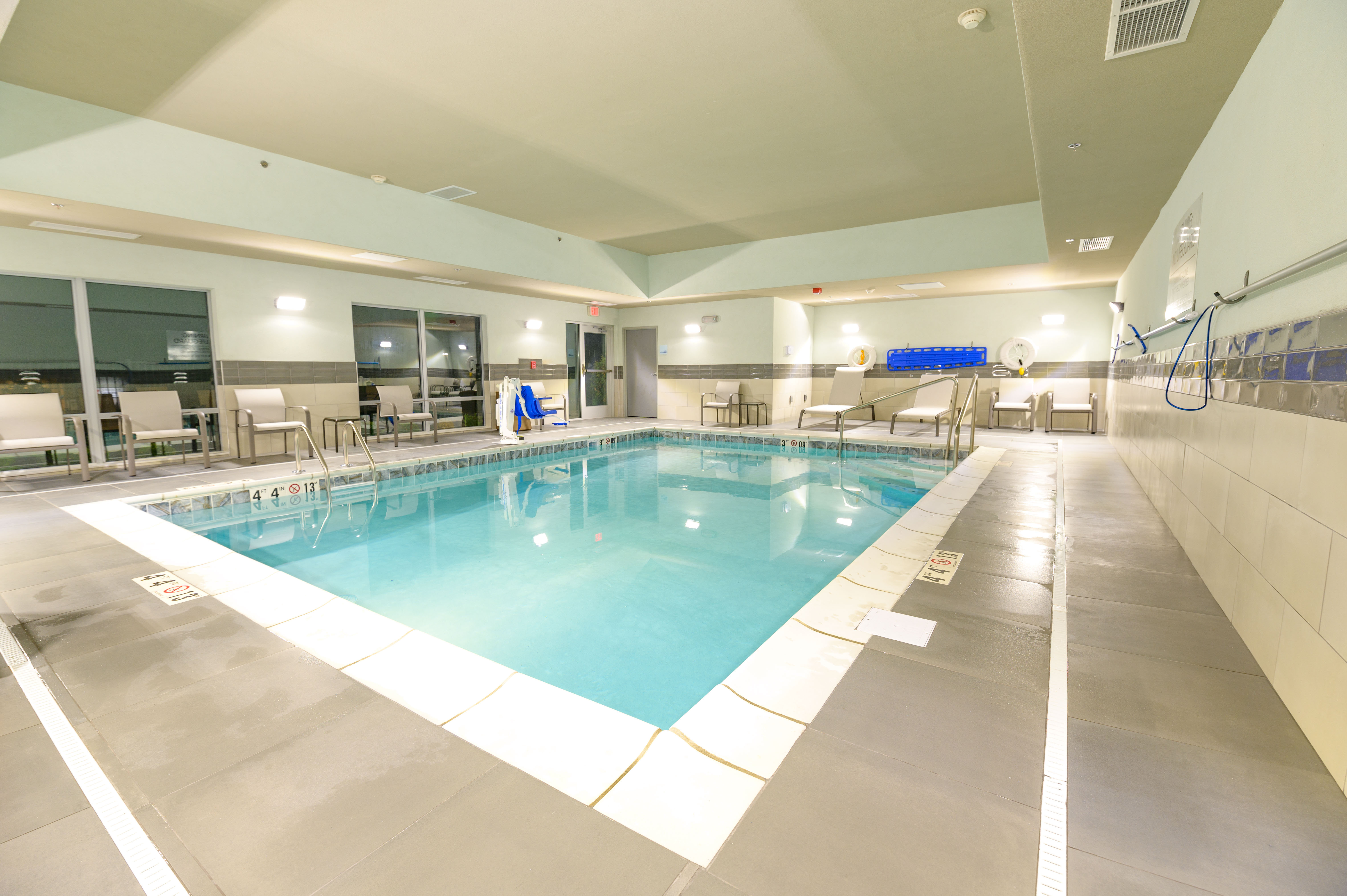 Holiday Inn Express And Suites Dayton East Beavercreek 25/46