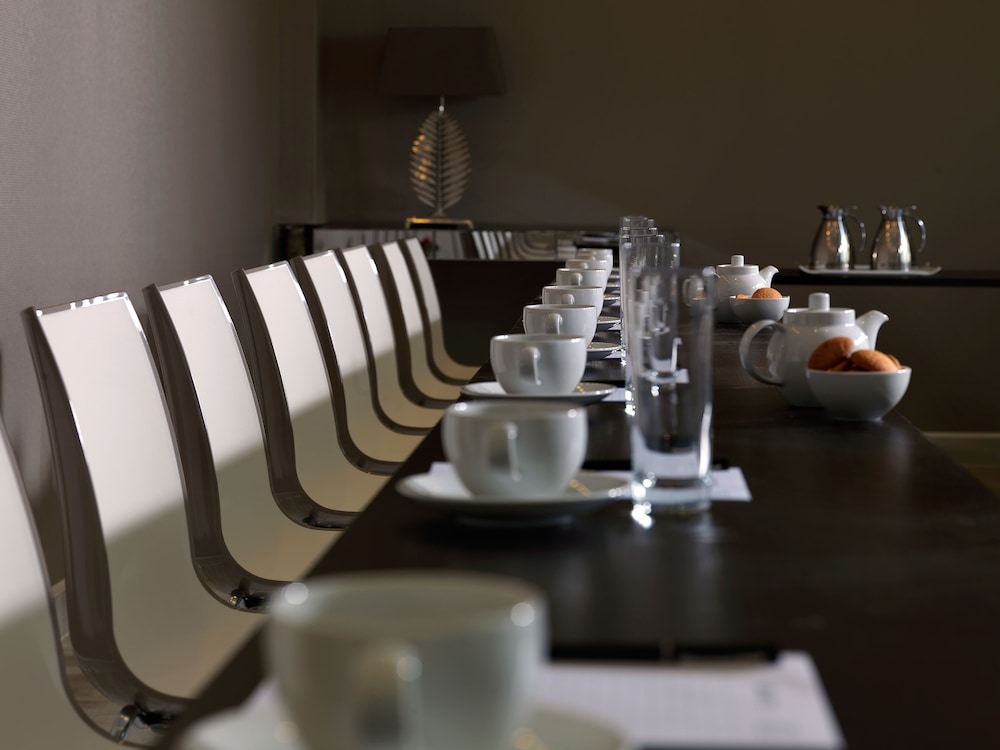 Galaxy Hotel Kavala, Vassilicos House of Hospitality 36/41