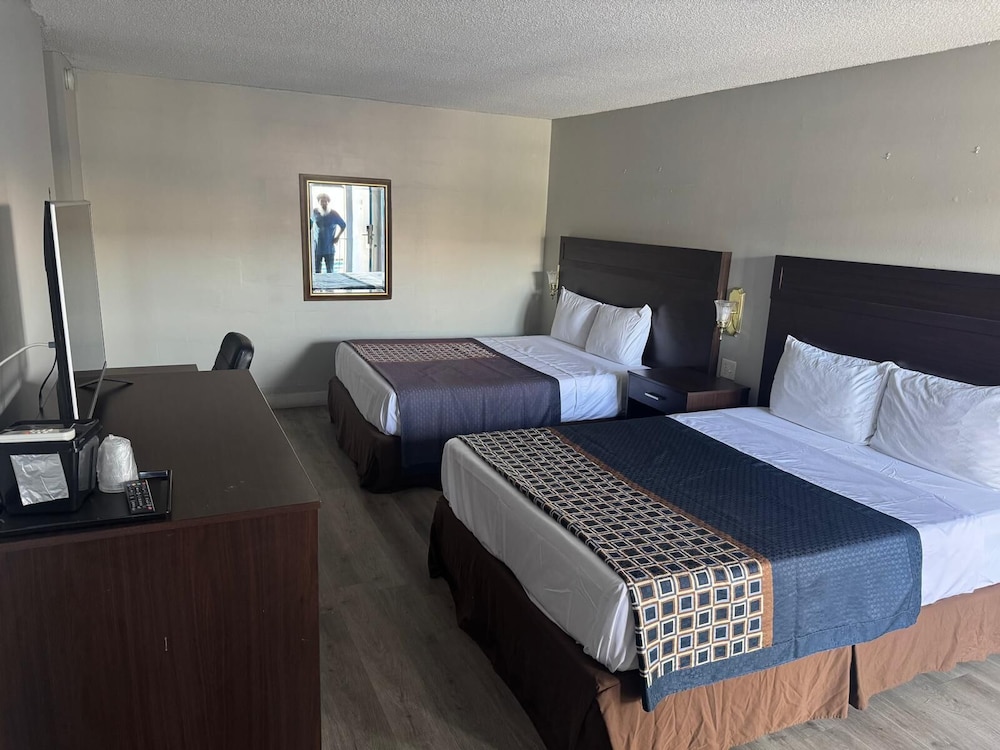 Holiday Lodge Wenatchee 5/42