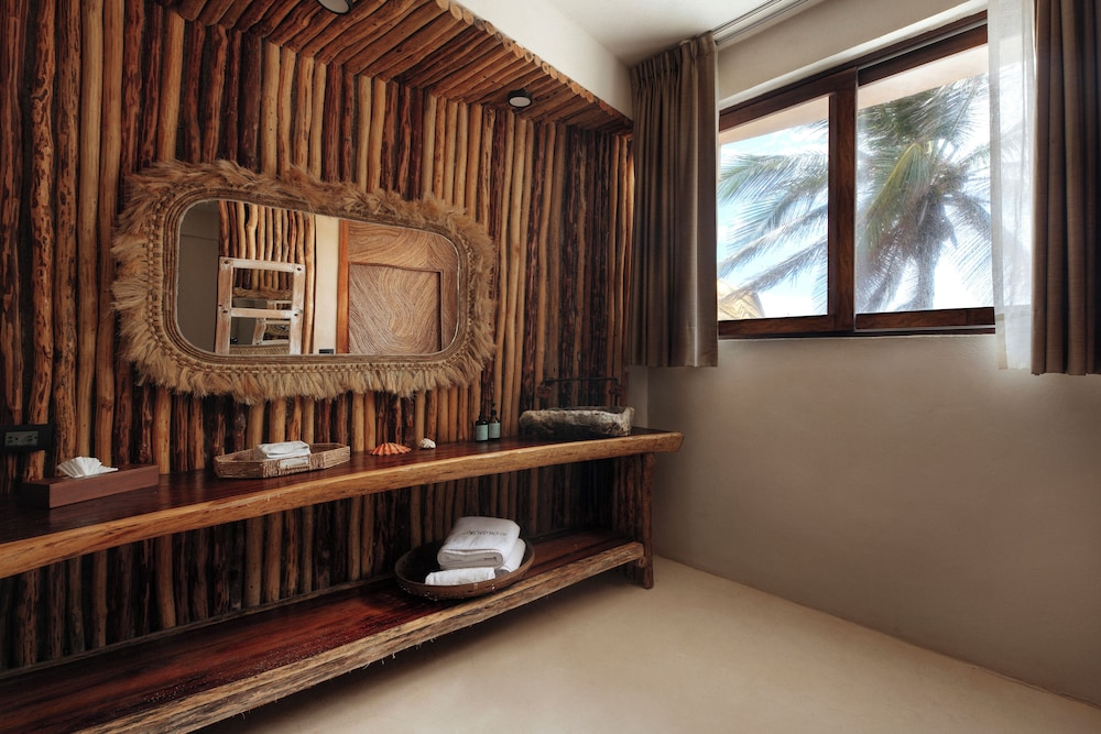 Orchid House Tulum Beach 25/50