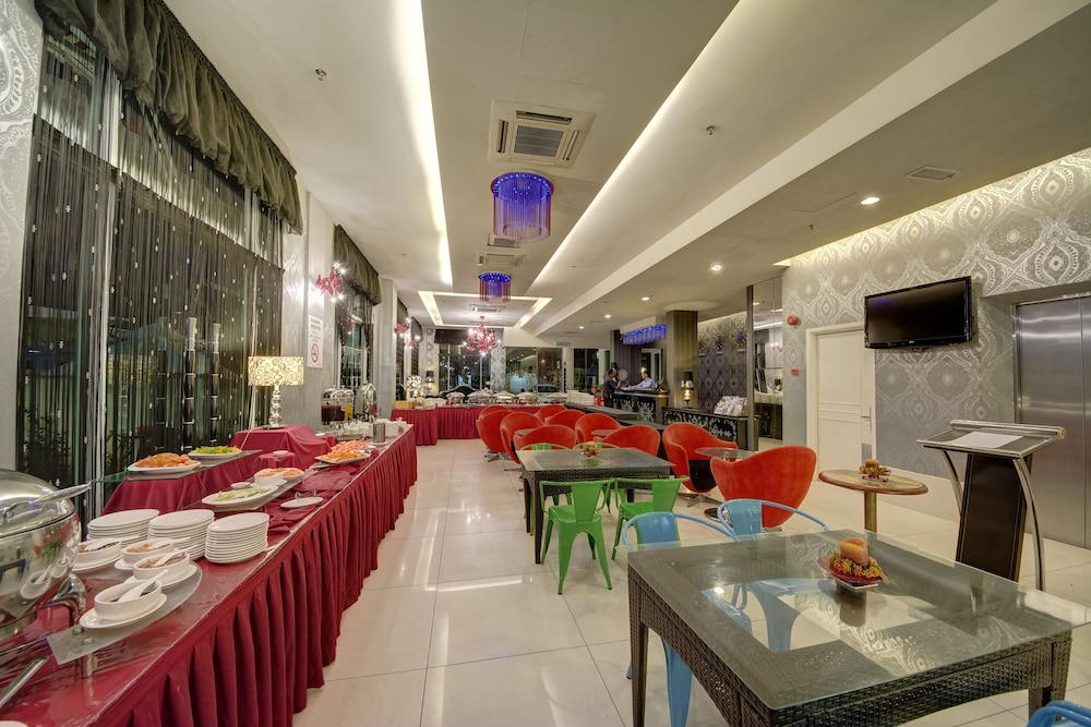 Arenaa Deluxe Hotel Melaka 53/61