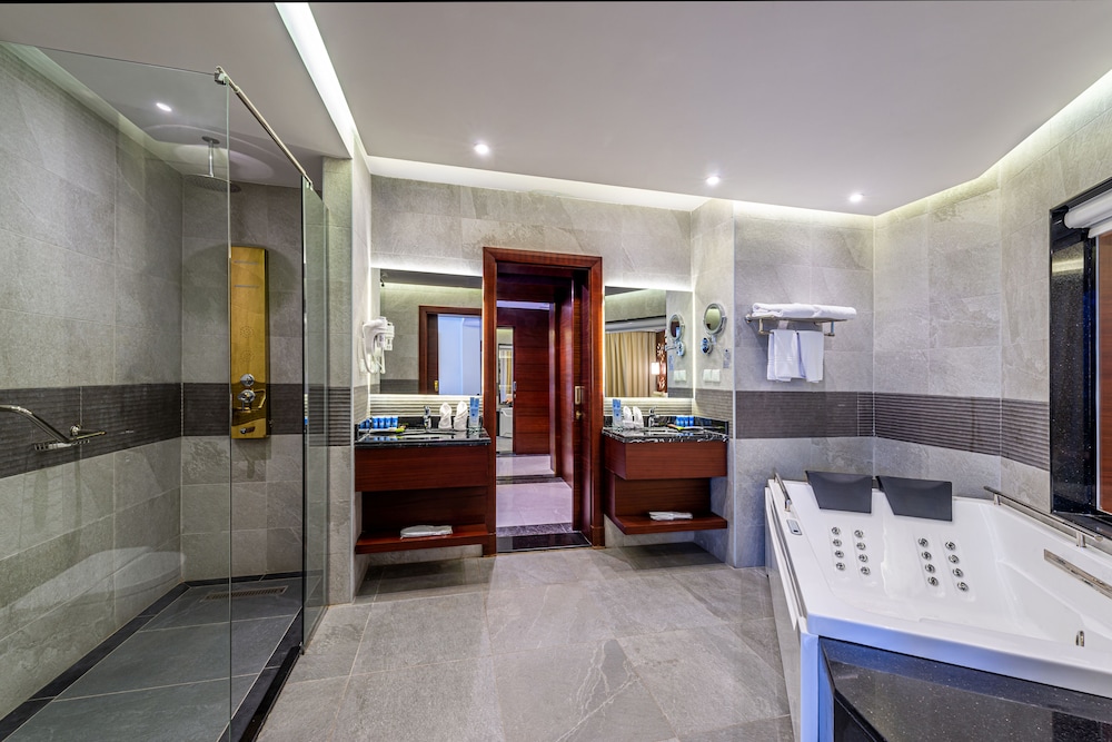 فندق بلو دايموند(Blue Diamond hotel) 36/36