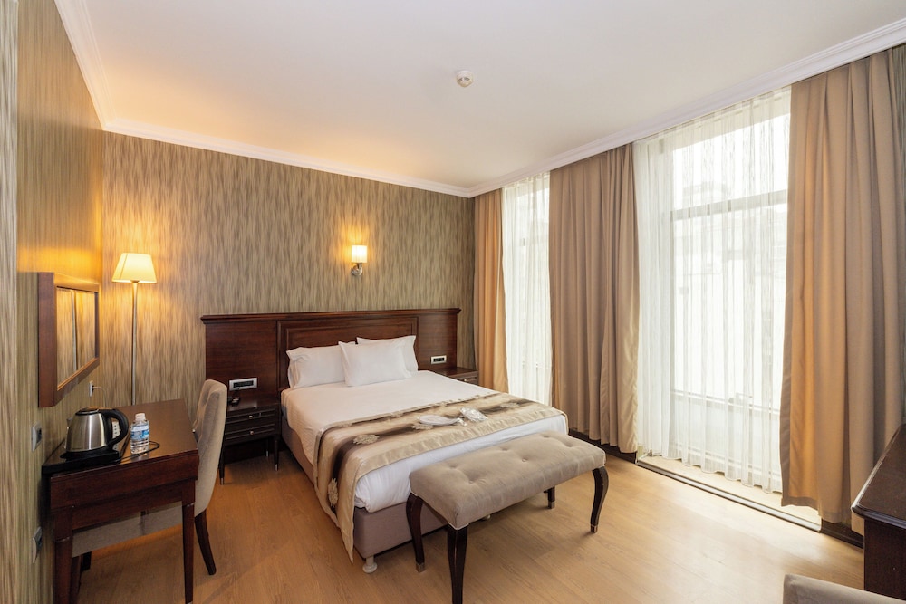 Crestium Taksim Prive & Spa 34/62