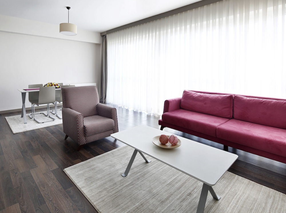 PRIME SUITES ATATURK AIRPORT HOTEL 42/54