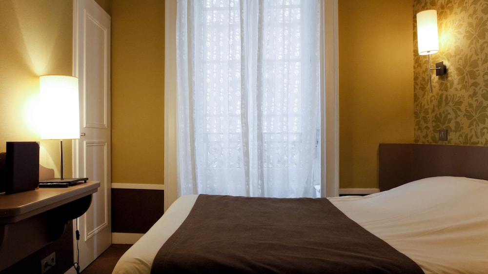 Hotel Du Dauphin photo3