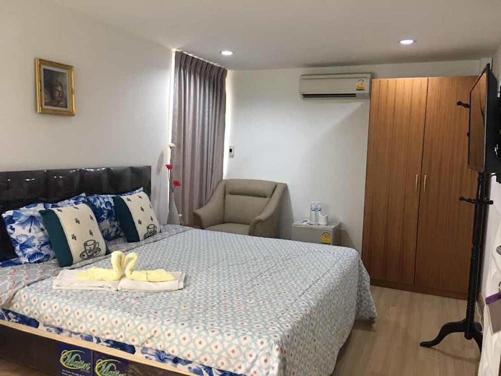 Nine Place Sukhumvit 46 12/57