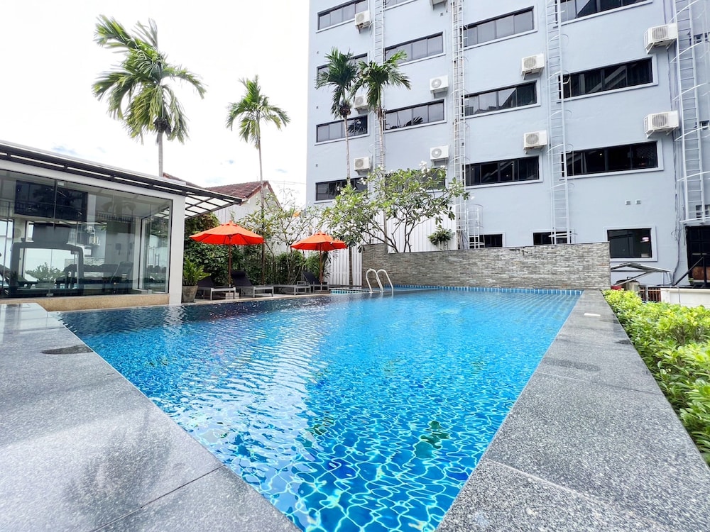 Citrus Patong by Compass Hospitality in PATONG BEACH
