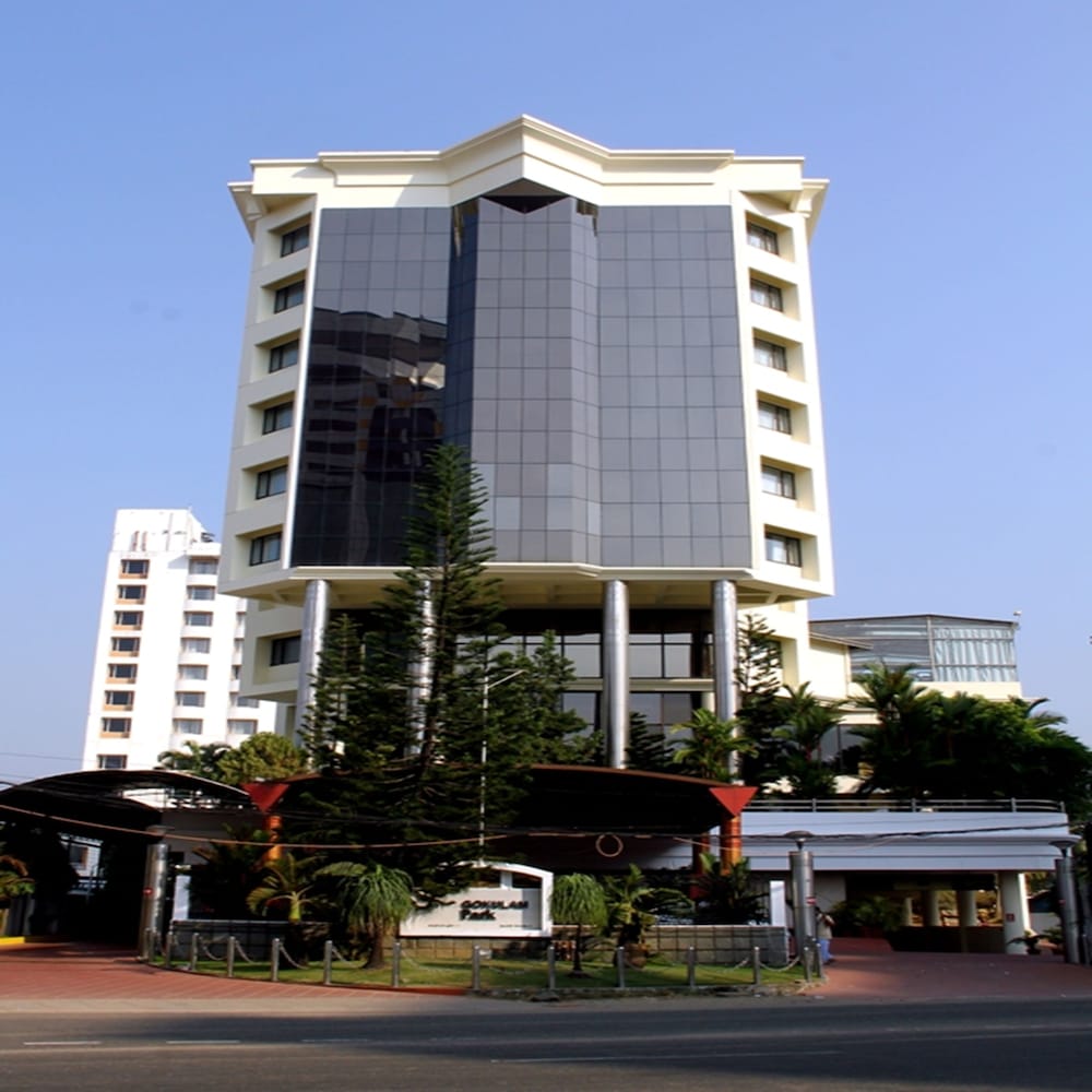 Gokulam Park Inn 56/57