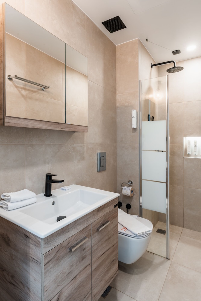 Royalty Suites Psyrri 40/43