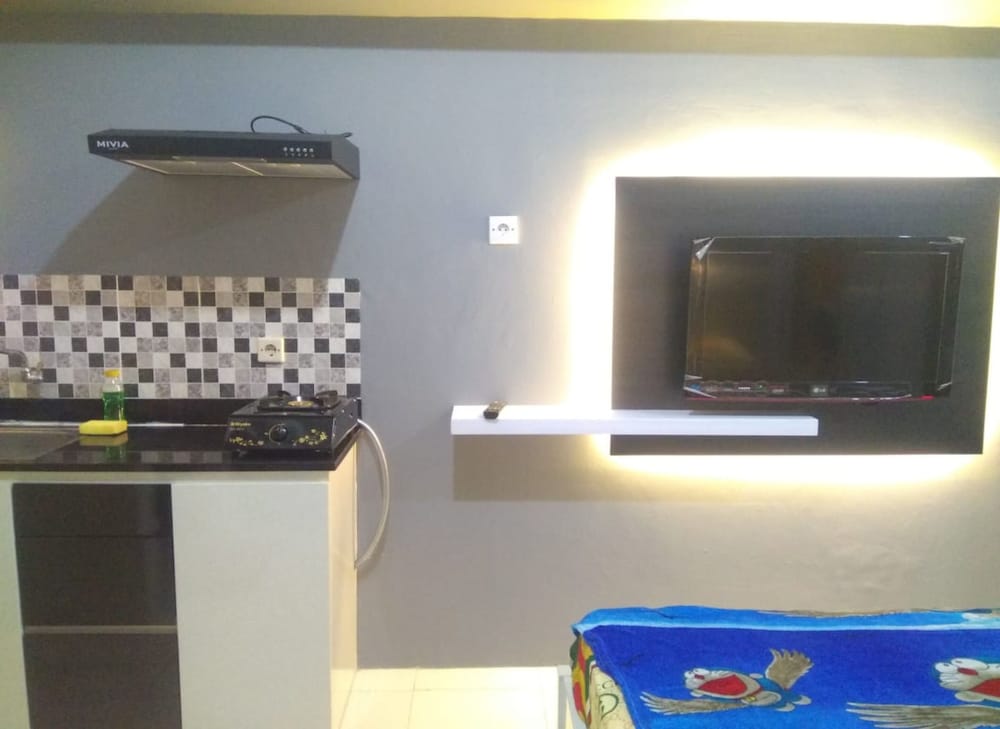 apartment gunawangsa merr by rava