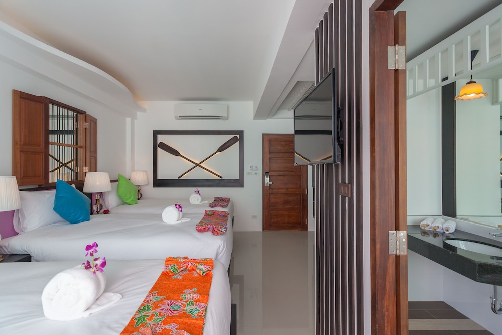 The Samui Beach Resort 28/75