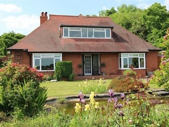 Mortimer Trail B & B 22/24