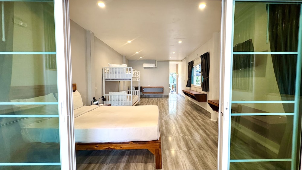 Koh Mook Riviera Beach Resort 16/50