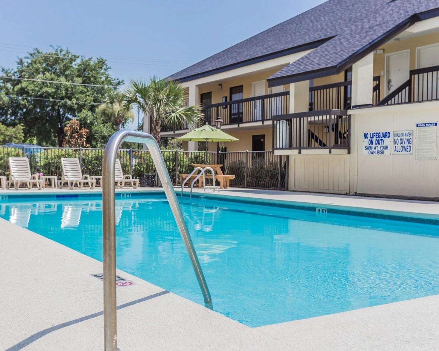 Quality Inn Mt. Pleasant - Charleston 3/18