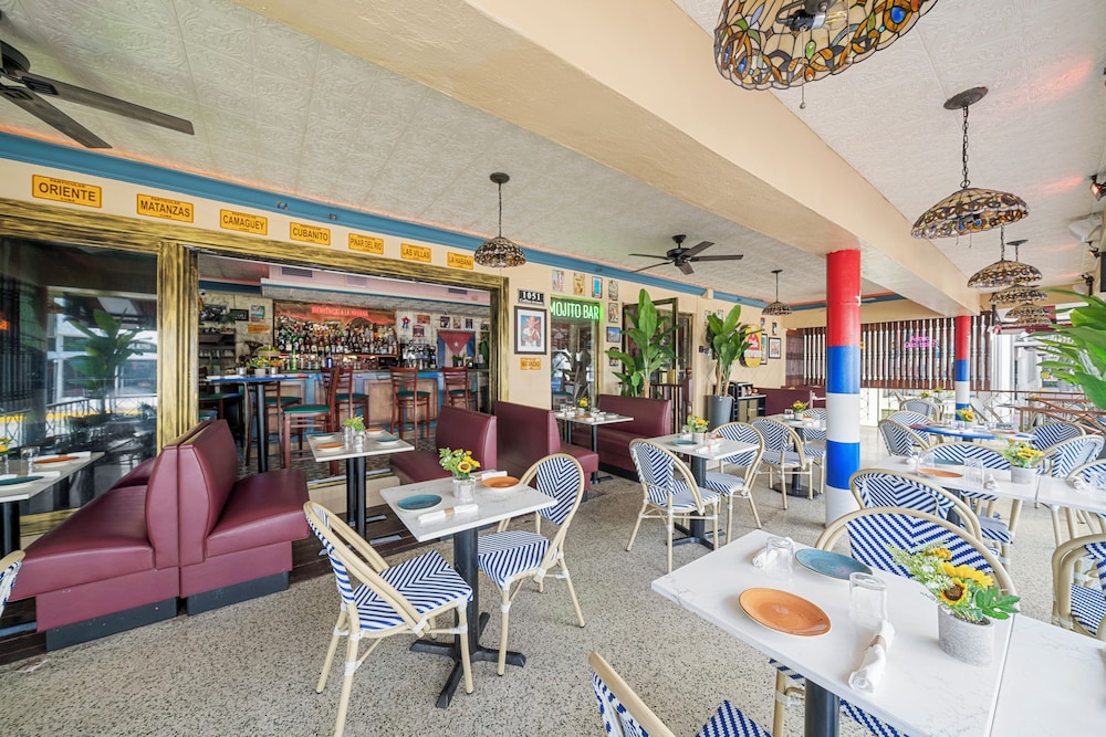 Miami Beach International Hostel 50/66