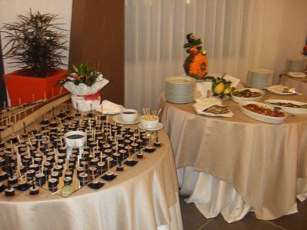 Tus hotel 33/50