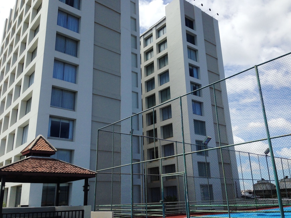 The City Hotel Sriracha 66/71