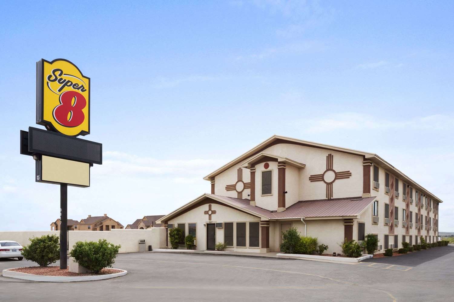 Super 8 by Wyndham Carlsbad 1/5