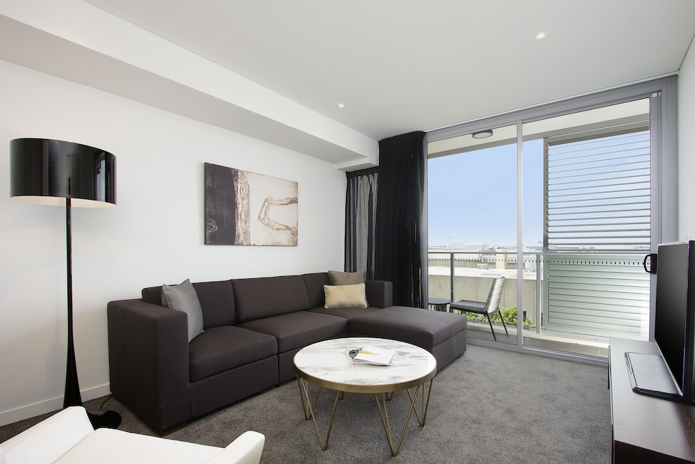 Silkari Suites Chatswood 35/65