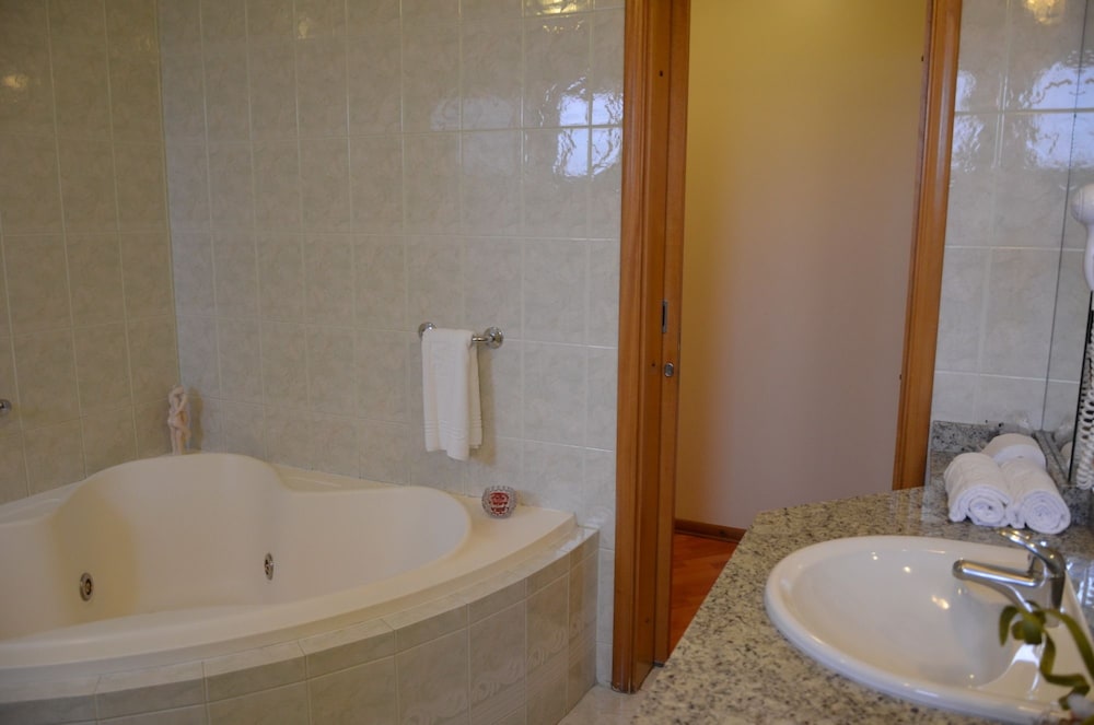 Master, Premium, Suite, King Bed