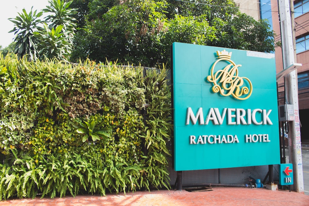 Maverick Ratchada 6/55
