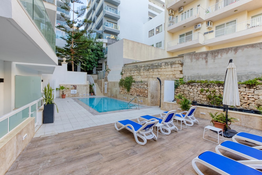 Solana Hotel & Spa 127/136